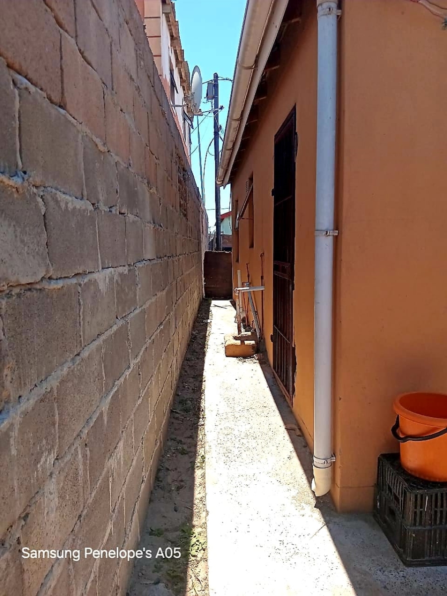 2 Bedroom Property for Sale in Philippi Western Cape